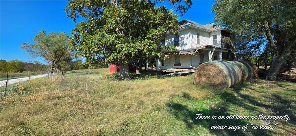 747 Se 1250th Road Property Photo 17
