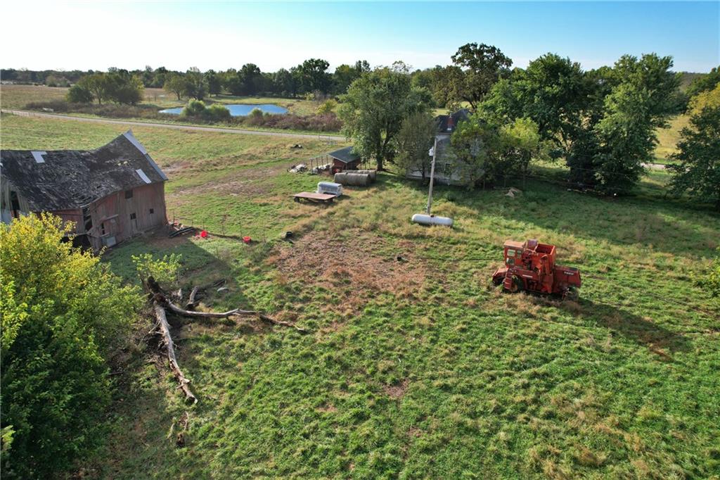 747 Se 1250th Road Property Photo 19