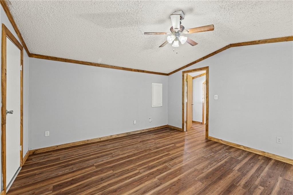 634 Monroe Street Property Photo 13