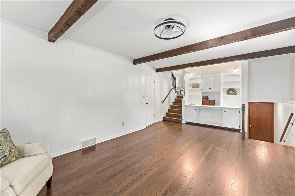 9301 Lamar Avenue Property Photo 16