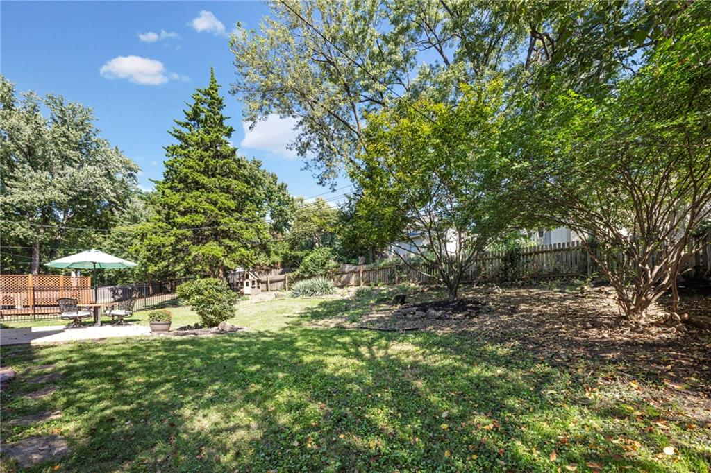 9301 Lamar Avenue Property Photo 37