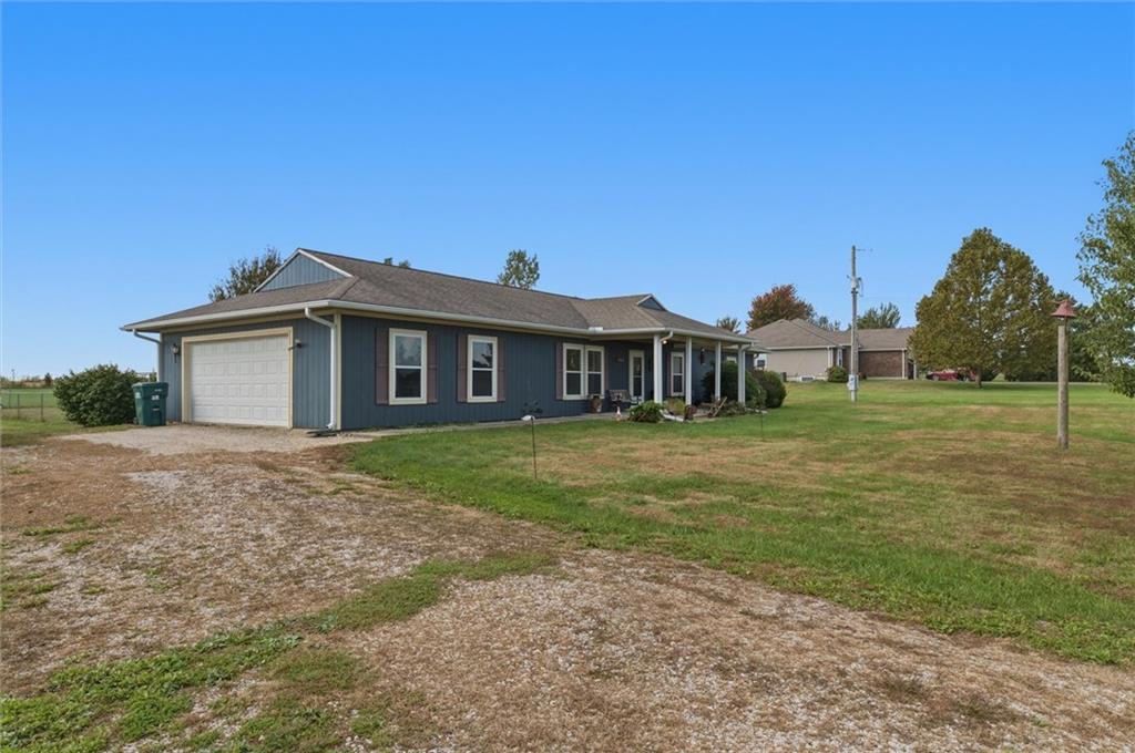 741 Ne 17404 County Road Property Photo 3