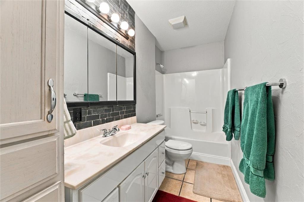 741 Ne 17404 County Road Property Photo 19