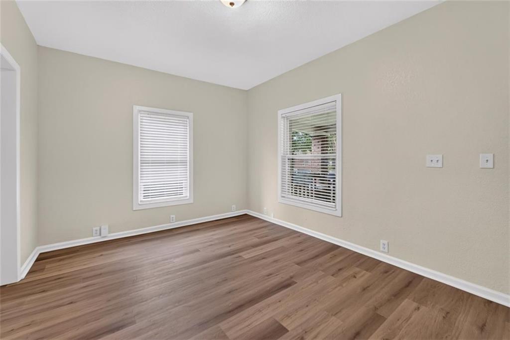 433 Oakley Avenue Property Photo 7