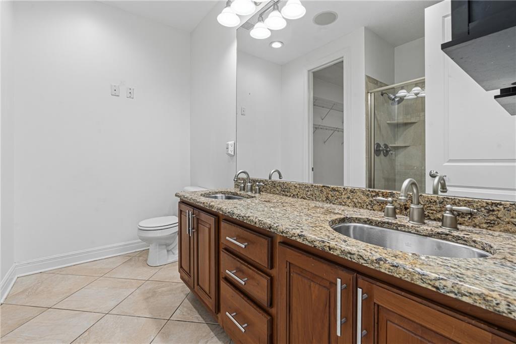 1101 Walnut Street Property Photo 14