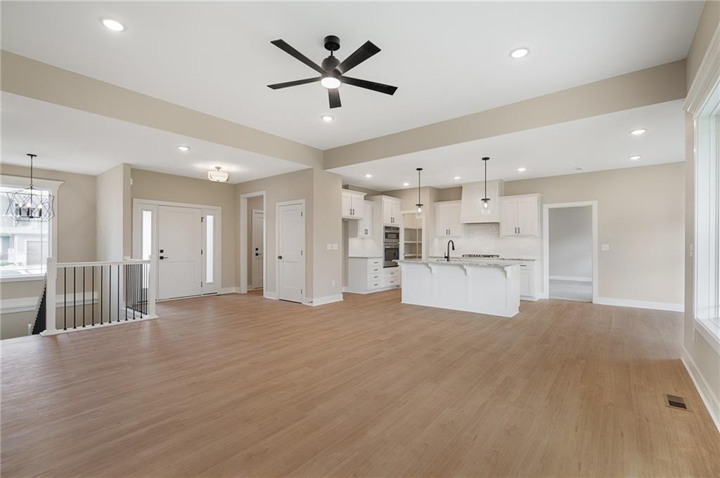 12940 Sewell Avenue Property Photo 8