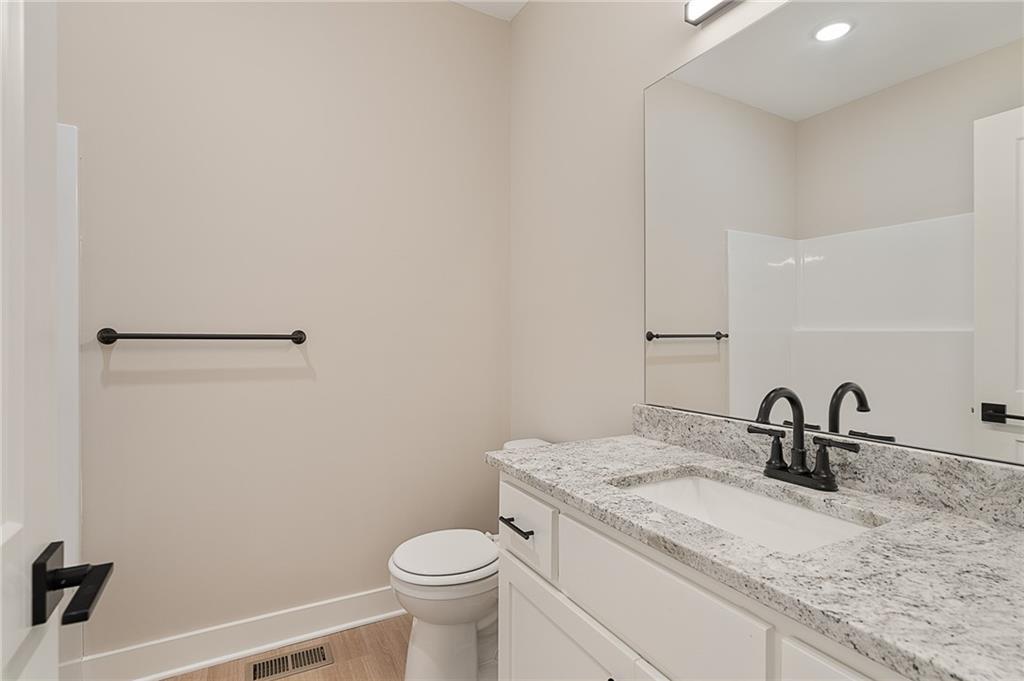 12940 Sewell Avenue Property Photo 18