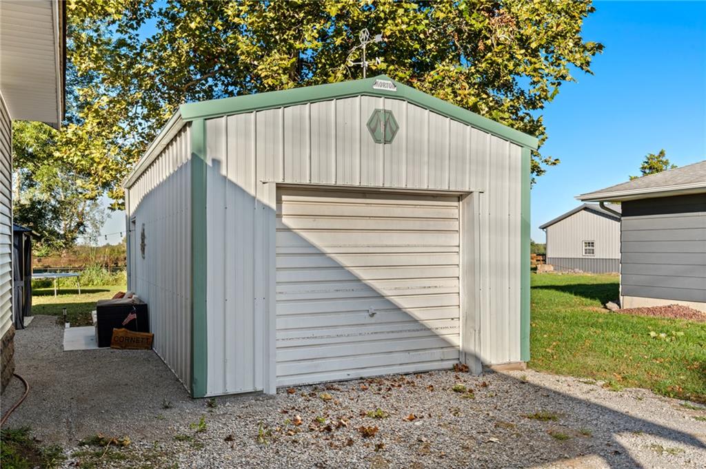 402 S Olive Street Property Photo 16