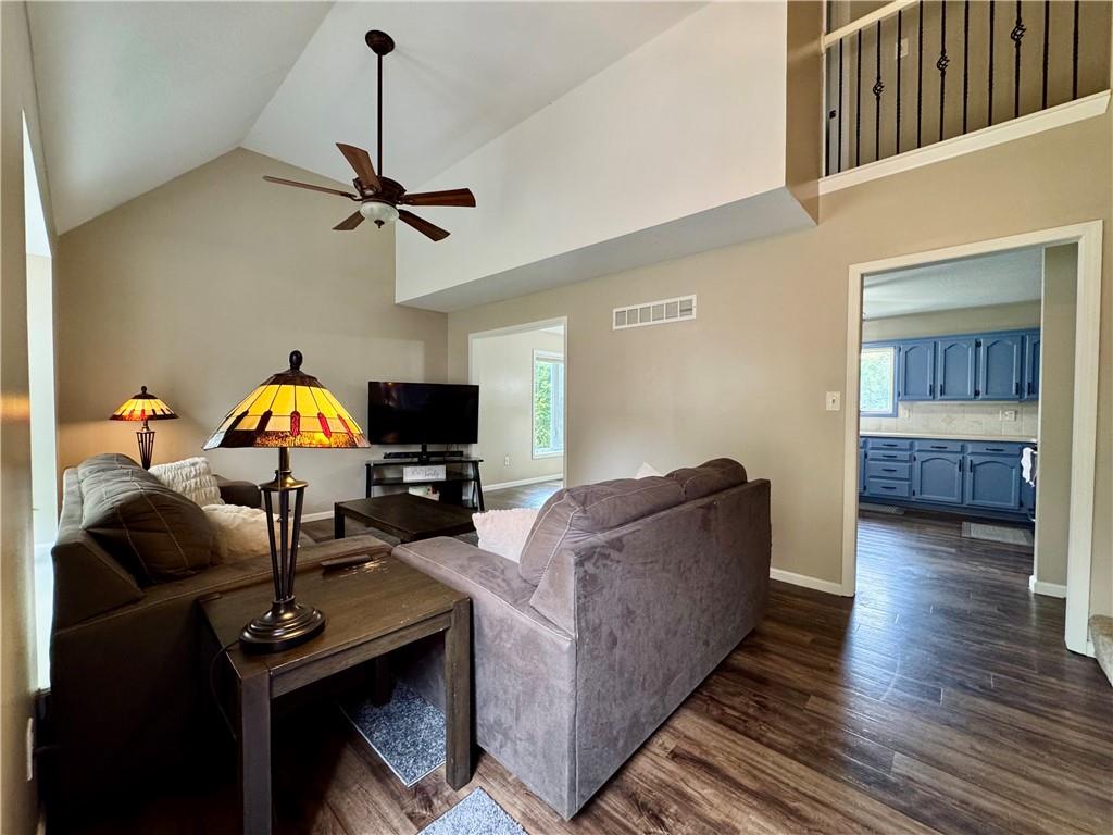 128 Sw 26th Street Property Photo 2