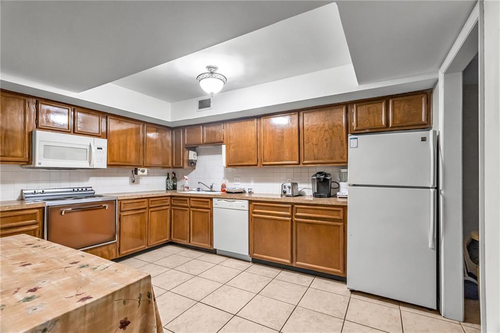 4511 Headwood Drive Property Photo 4