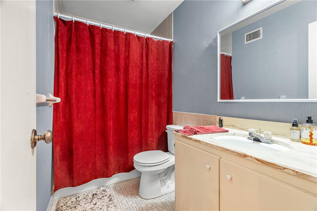 4511 Headwood Drive Property Photo 13