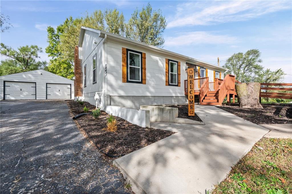 24431 139th Street Property Photo
