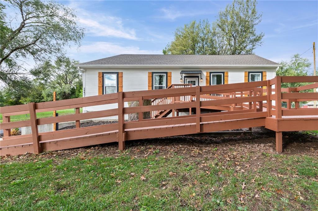24431 139th Street Property Photo 2