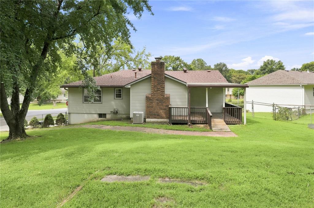 1601 N Glen Ellyn Street Property Photo 5