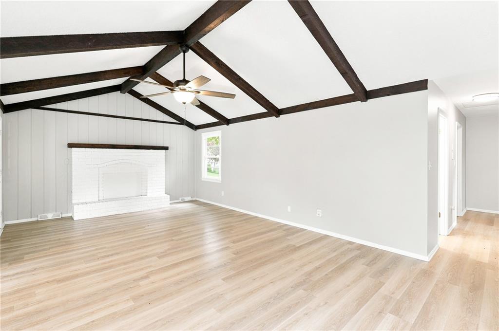 1601 N Glen Ellyn Street Property Photo 6