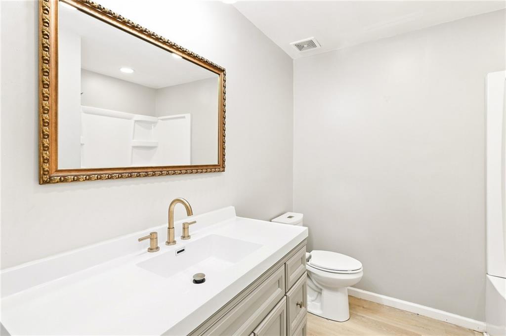 1601 N Glen Ellyn Street Property Photo 17