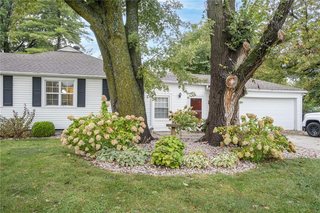 400 Nw Frances Road Property Photo 1