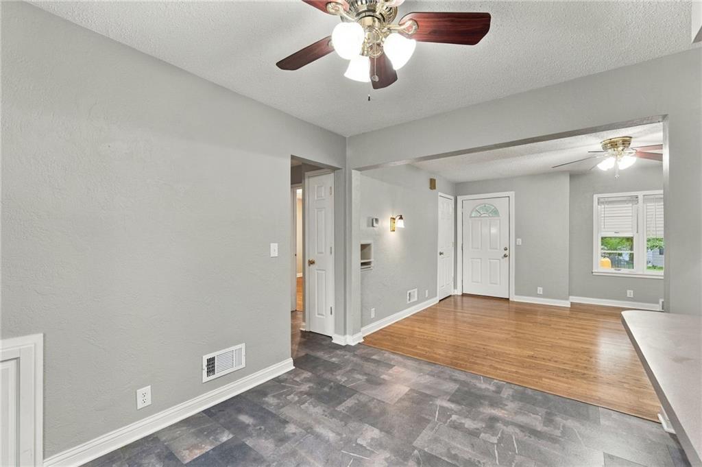 10601 E Sheley Road Property Photo 9