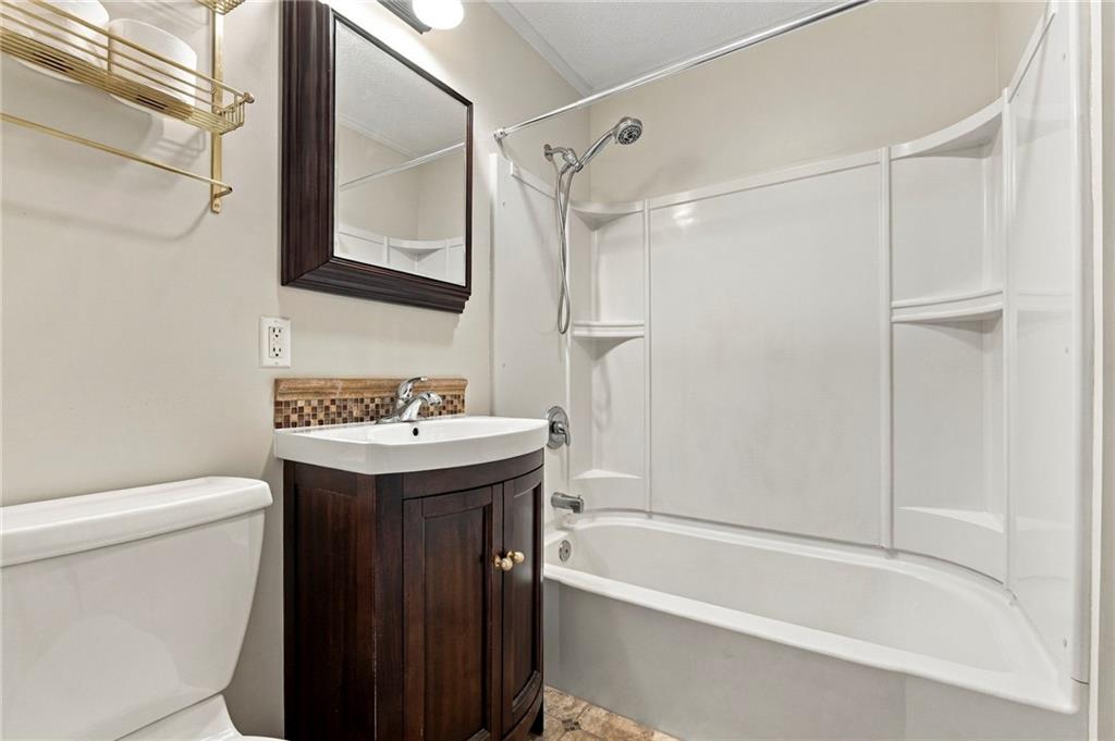 10601 E Sheley Road Property Photo 16