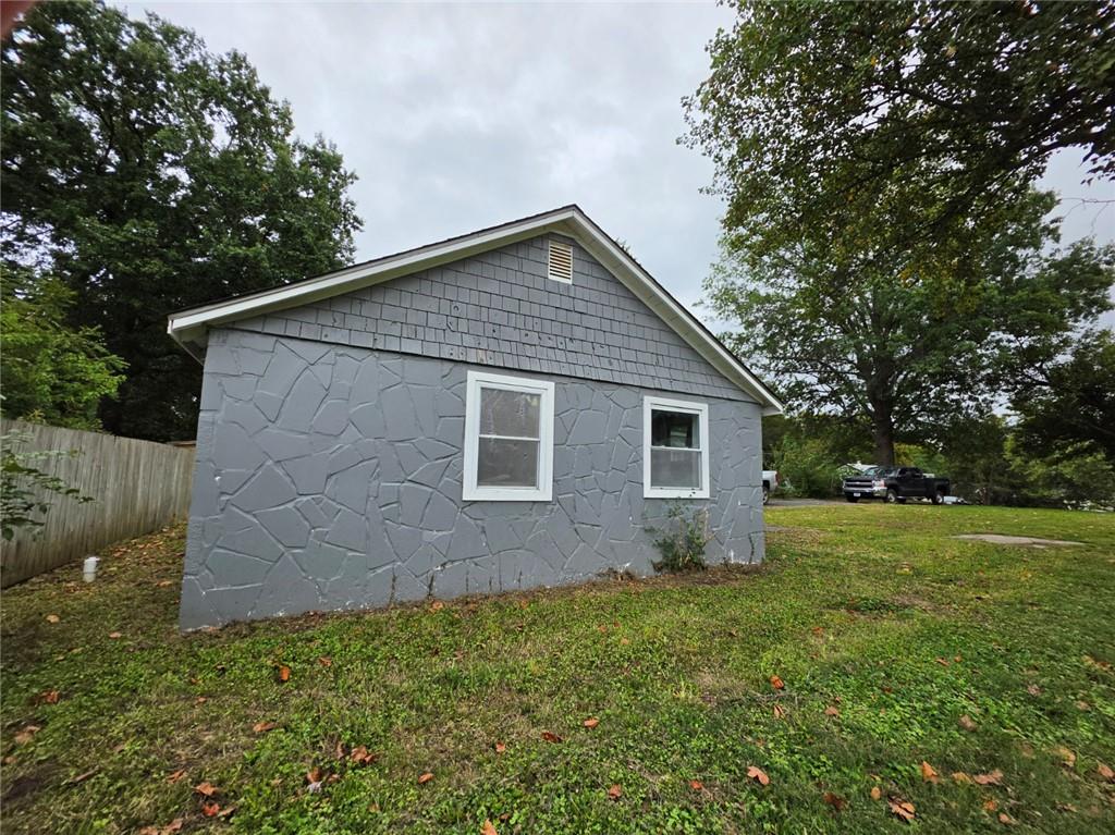 514 W Southside Boulevard Property Photo 14