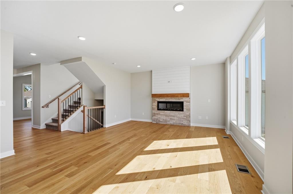 18425 W 195th Street Property Photo 10