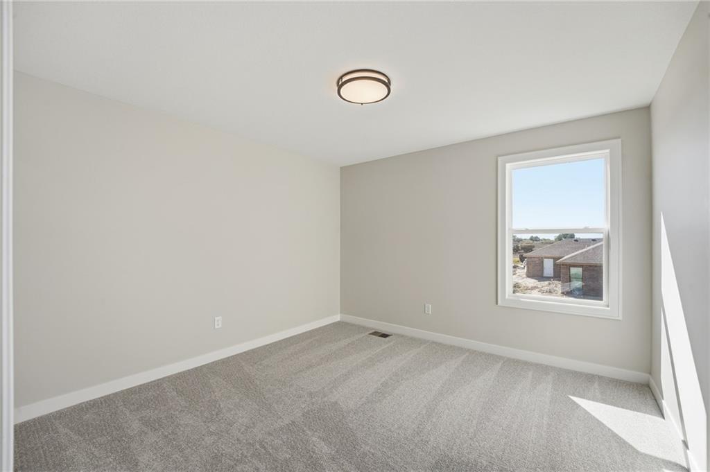 18425 W 195th Street Property Photo 22