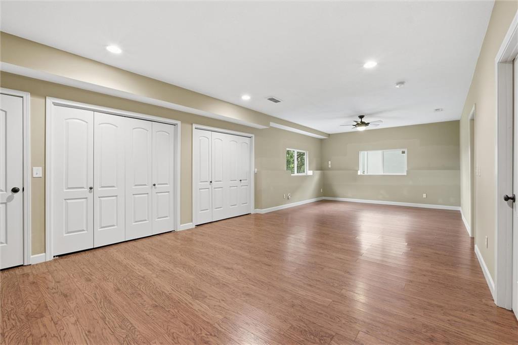 811 Ne Lone Hill Drive Property Photo 26
