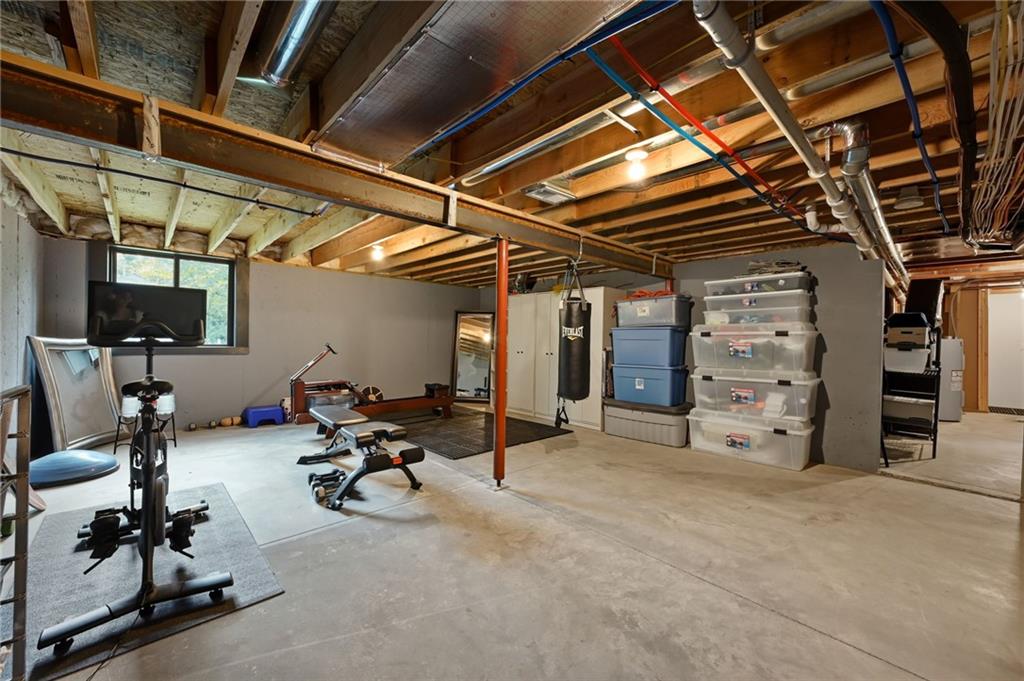 3004 W 82nd Terrace Property Photo 33