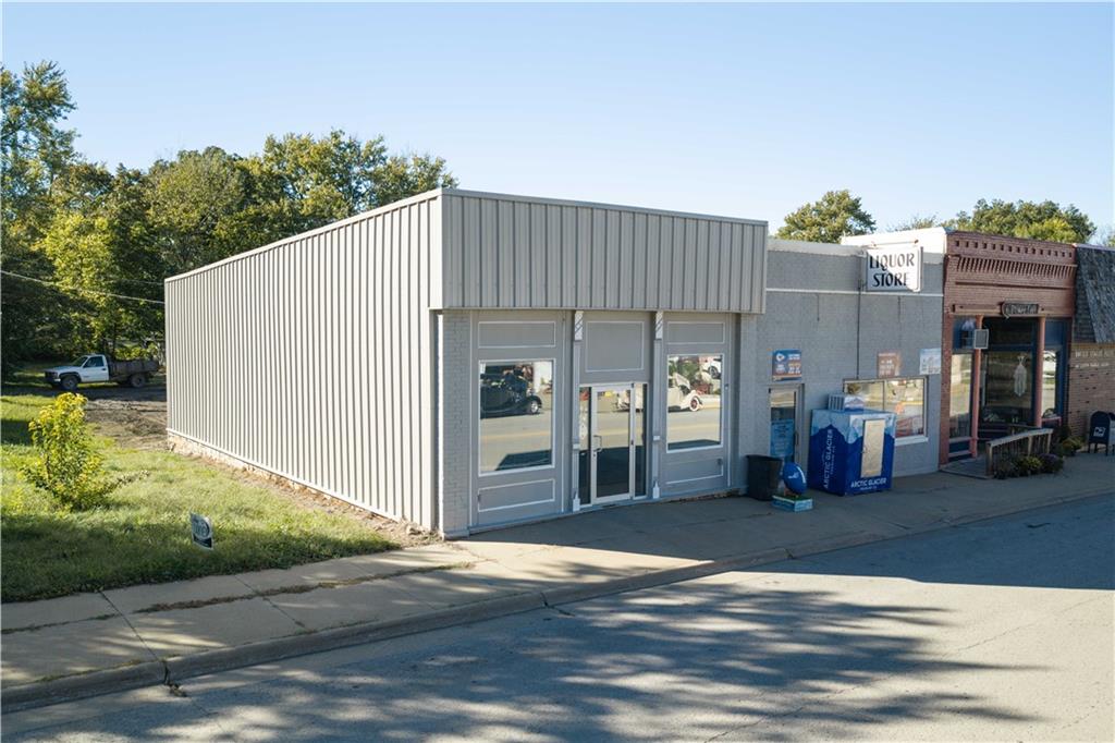 307 S Union Street Property Photo 1