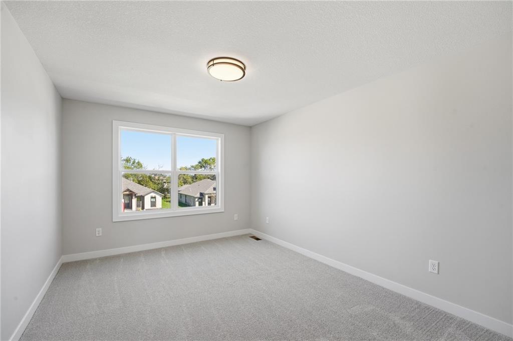 18455 W 195th Street Property Photo 15