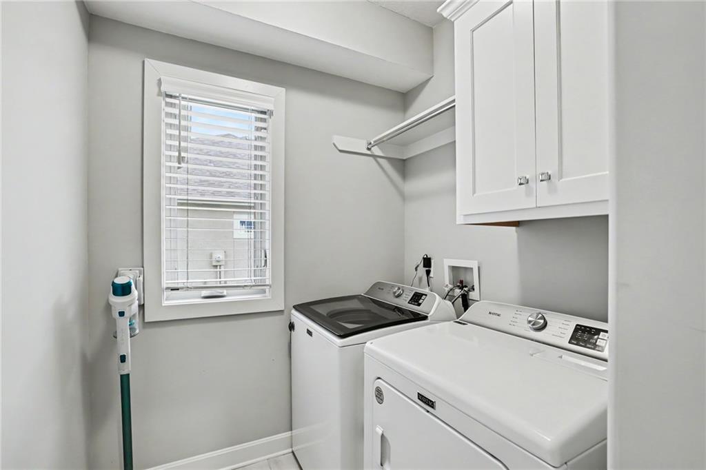 1911 Ne 101st Street Property Photo 11