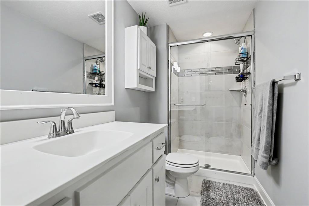 1911 Ne 101st Street Property Photo 17