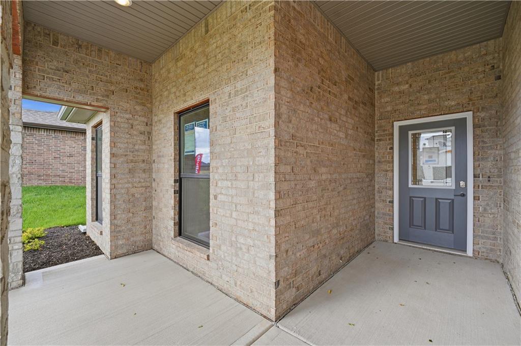 18420 W 195th Street Property Photo 3