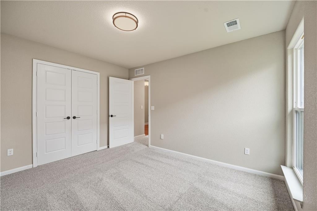 18420 W 195th Street Property Photo 8