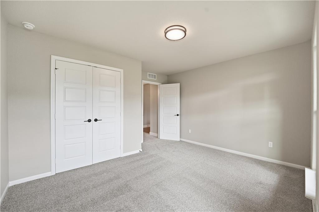 18420 W 195th Street Property Photo 14