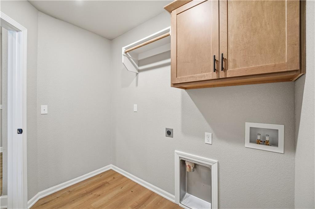 18420 W 195th Street Property Photo 33