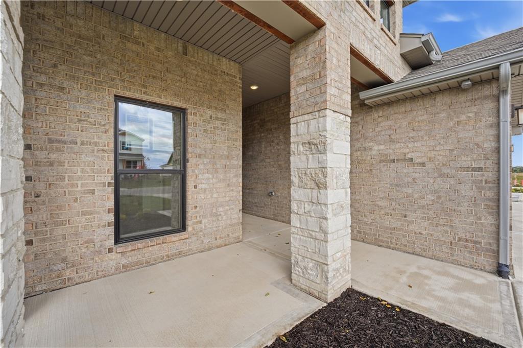 18420 W 195th Street Property Photo 45