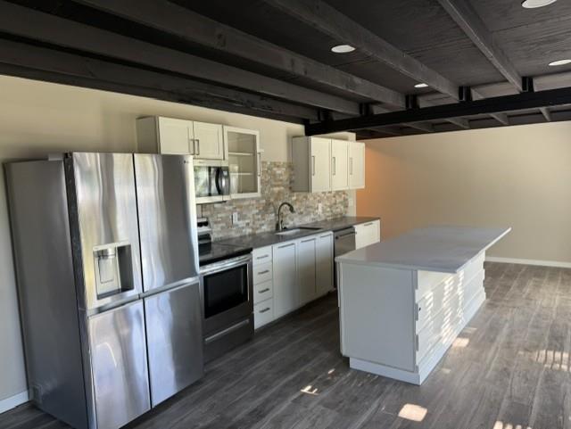 409 Holden Street Property Photo 6