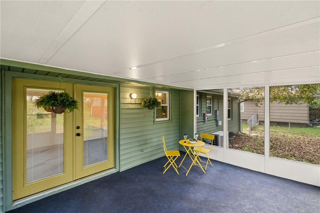 7312 Hedges Avenue Property Photo 44