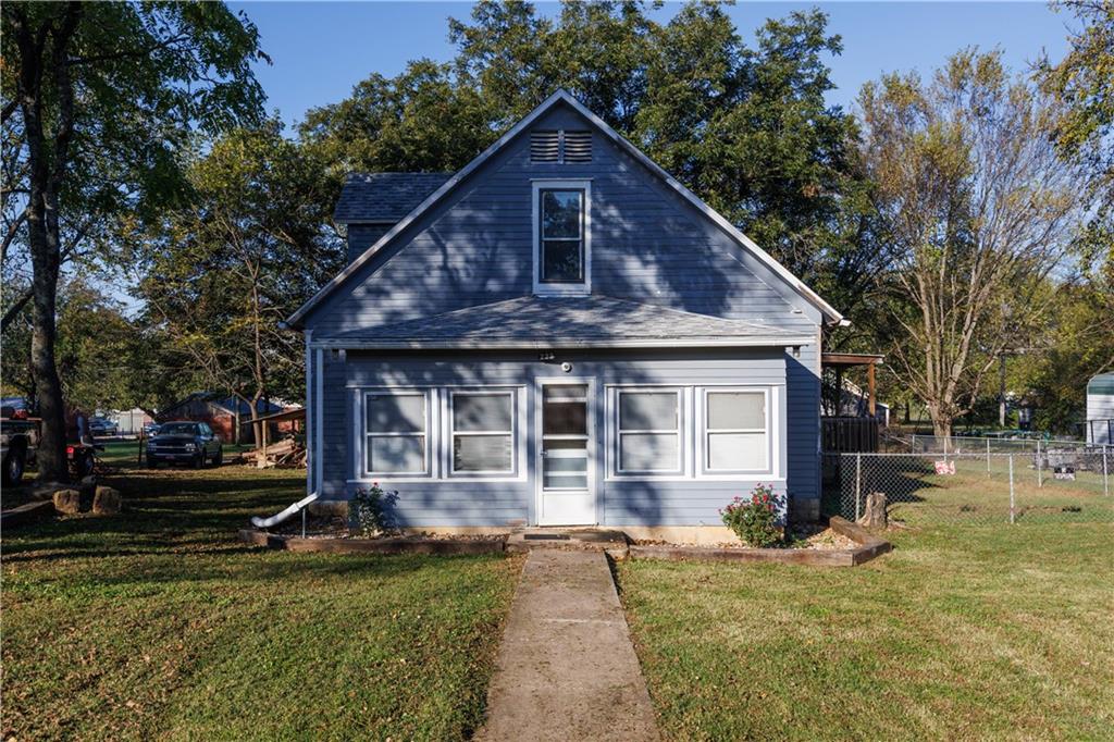 233 S 4th N/a Property Photo 2