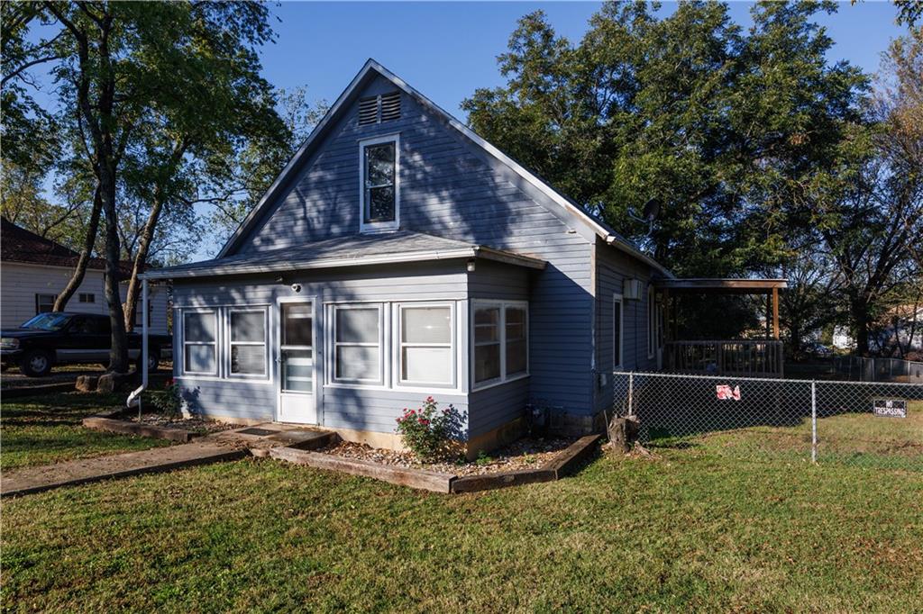 233 S 4th N/a Property Photo 3