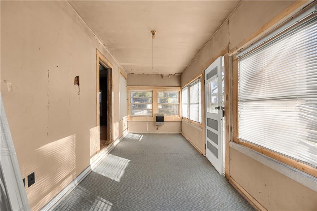 233 S 4th N/a Property Photo 9