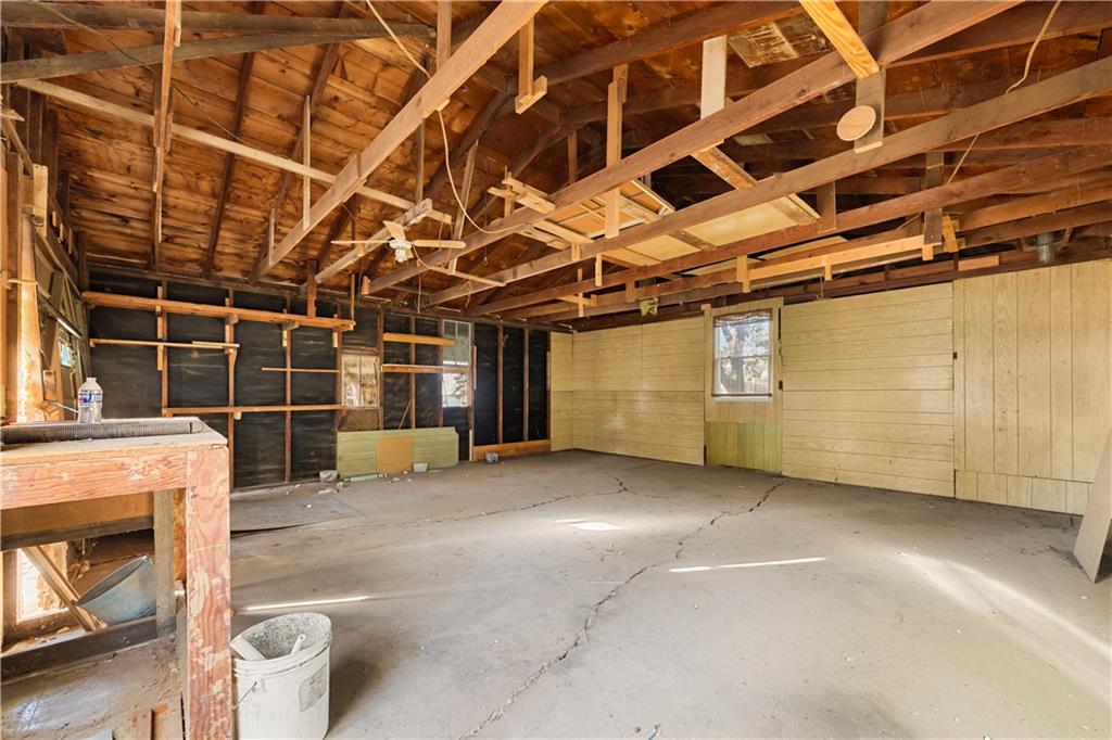 233 S 4th N/a Property Photo 34