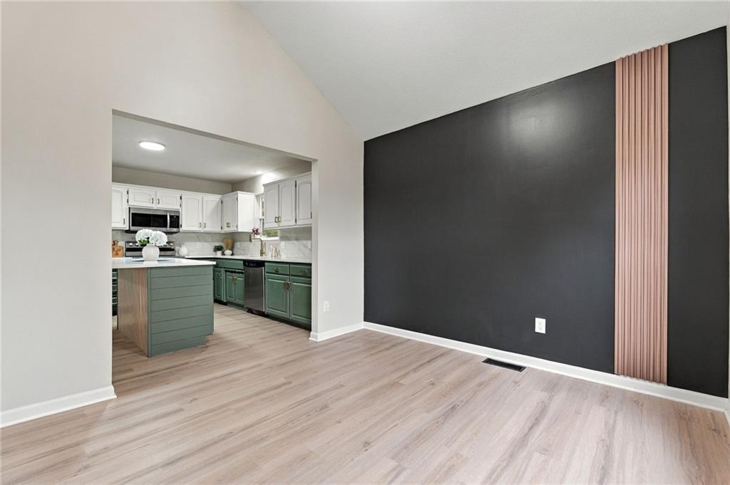703 W. Lawrence Street Property Photo 10