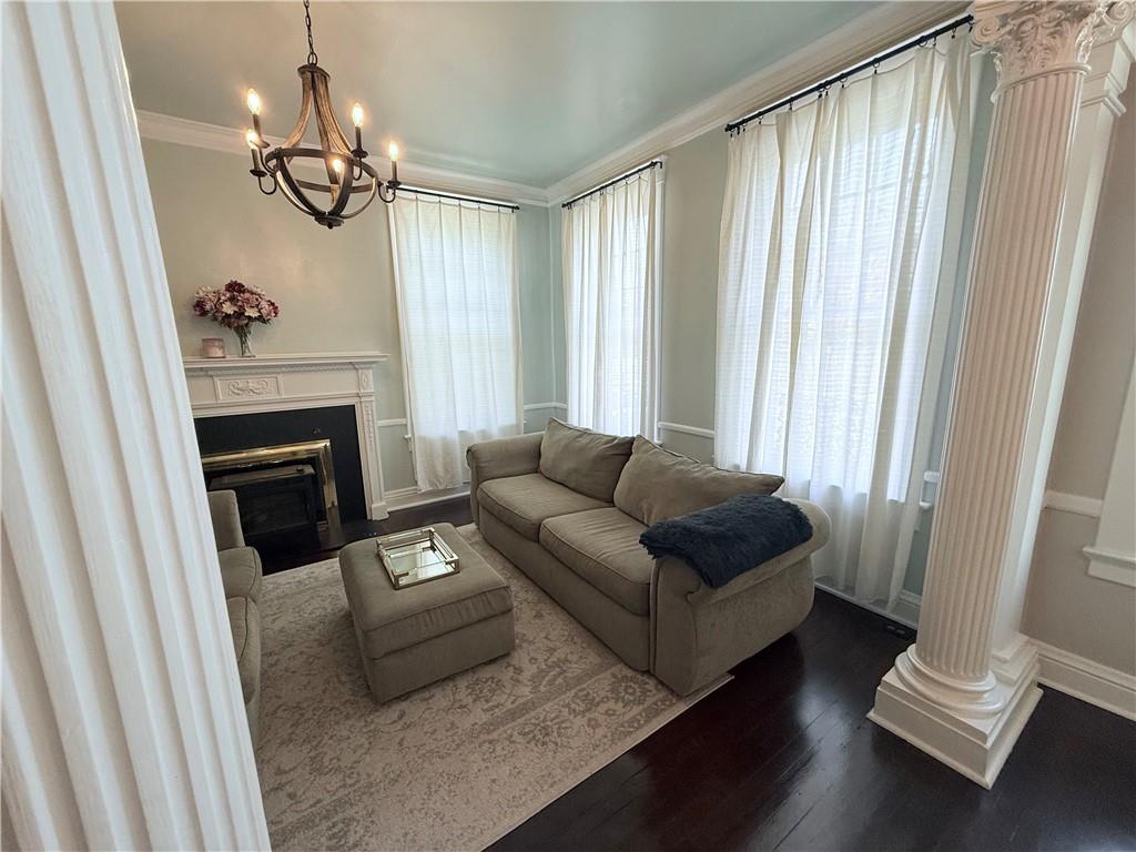 1920 Clay Street Property Photo 4