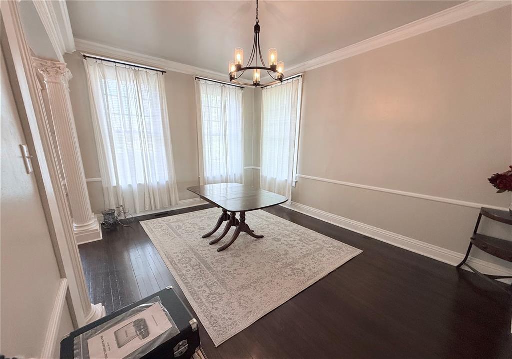 1920 Clay Street Property Photo 8