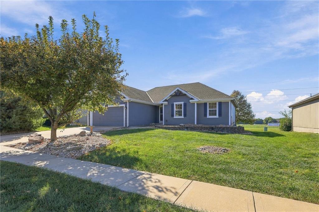 600 S Maple Street Property Photo 1