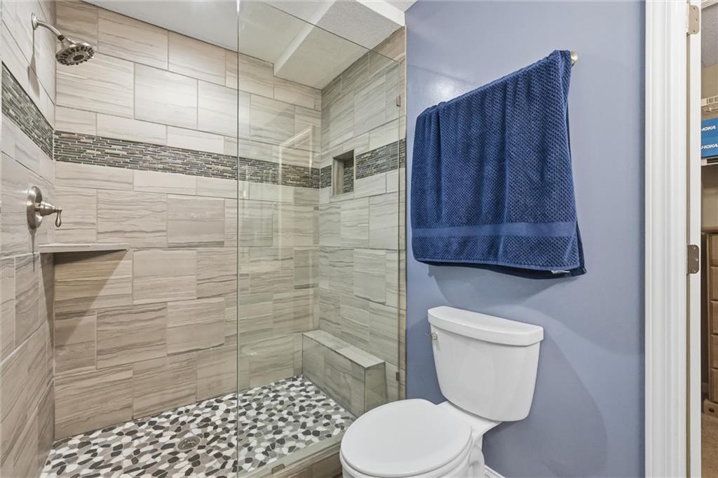 600 S Maple Street Property Photo 11