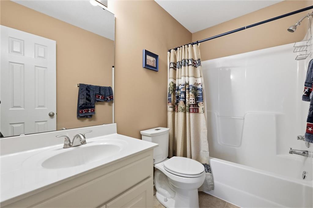 600 S Maple Street Property Photo 13
