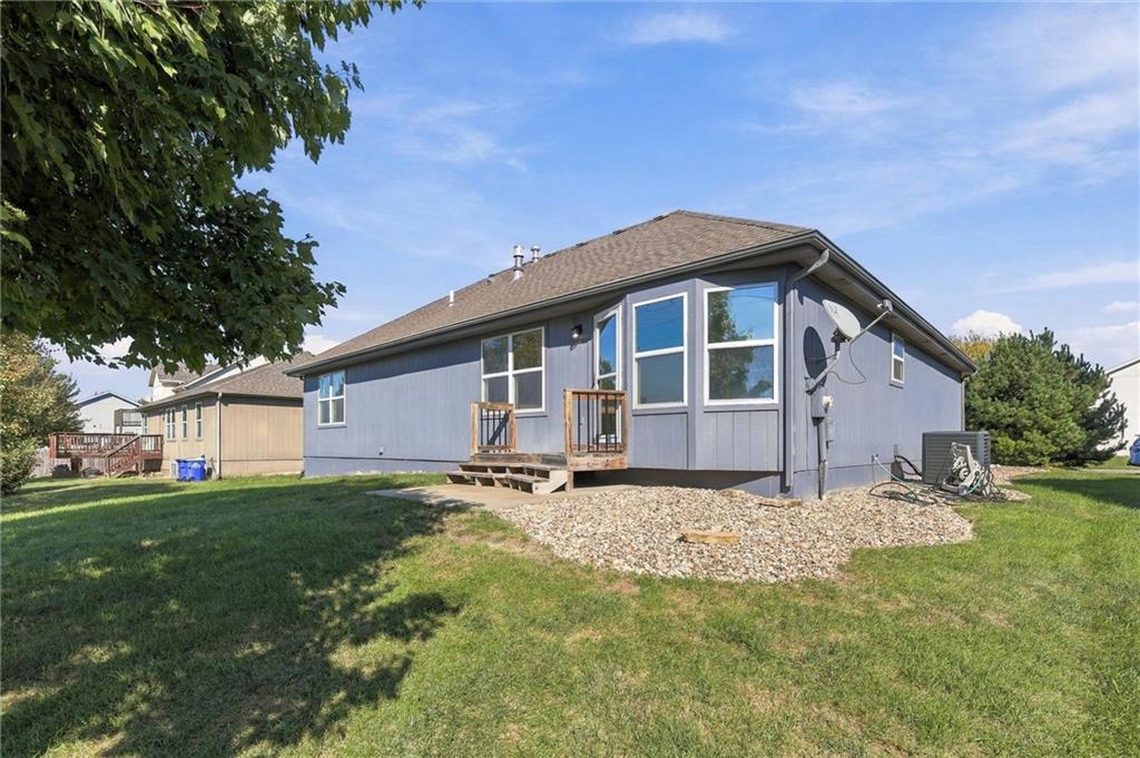 600 S Maple Street Property Photo 17